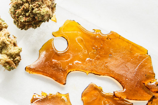 Buy Cinex Marijuana shatter